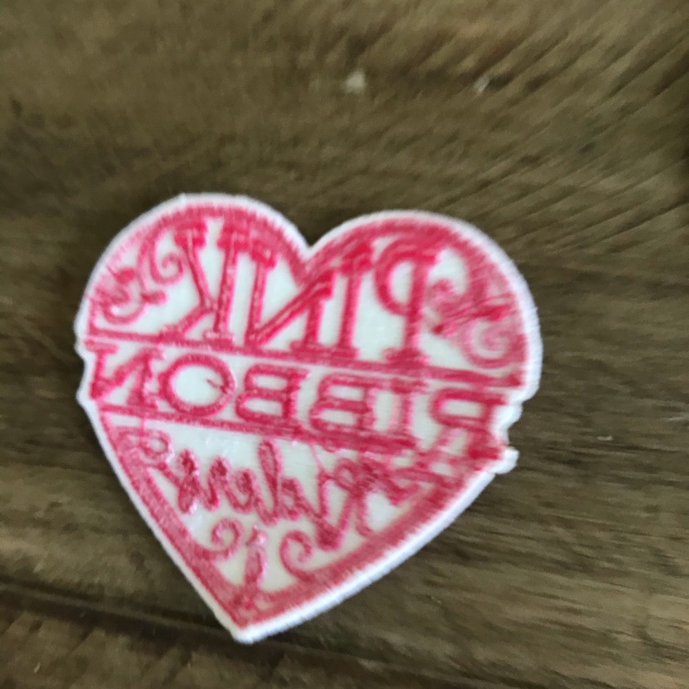 Heart iron on patch - Picture 7 of 8